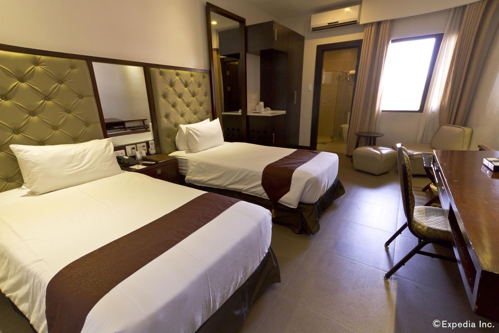 Castle Peak Hotel Cebu Eksteriør bilde